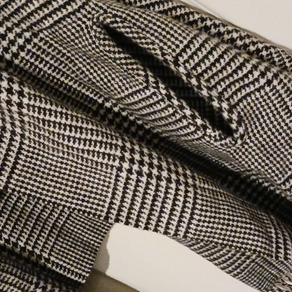 New Ladies Shawl - Picture 2 of 10